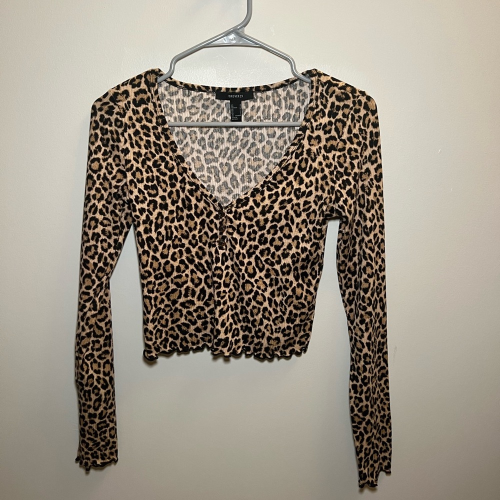 Cheetah Leopard print long sleeve cropped top size S